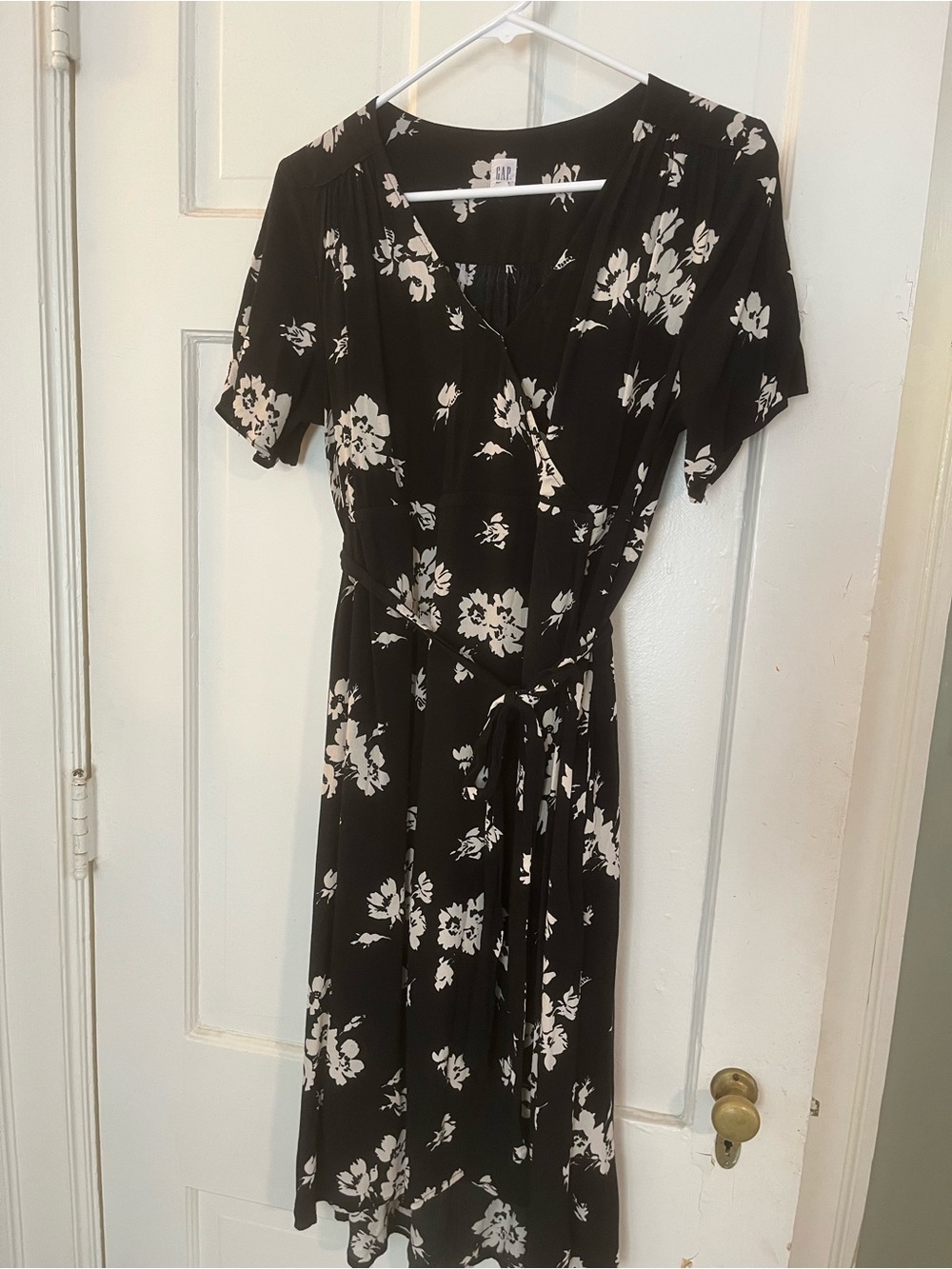 *Maternity* Black & White Floral Dress - Women